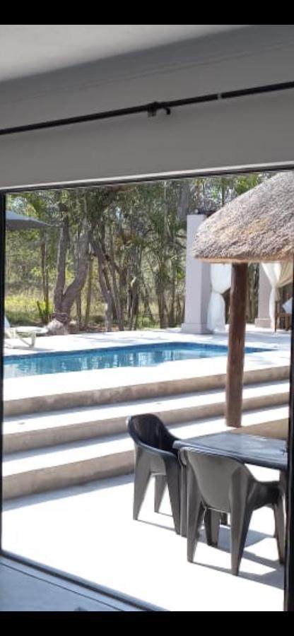 Wild Goose Hotel Marloth Park Buitenkant foto